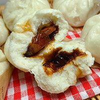 #葱伴侣豆瓣酱能蘸善炒#松软酱香叉烧包，简单易做早餐包子的做法图解1