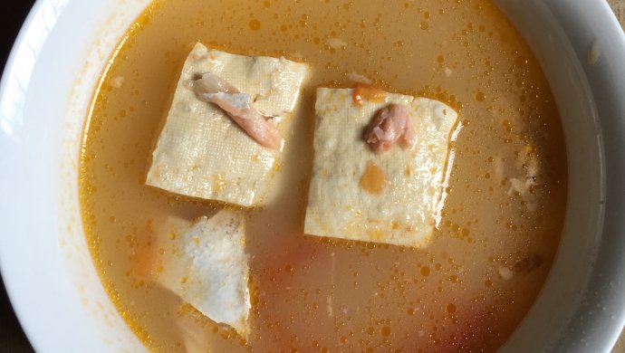 三文鱼头豆腐汤