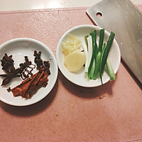 小肉王的菜---香卤猪蹄的做法图解2