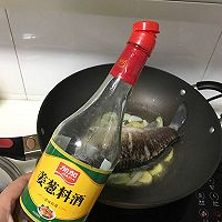 鲫鱼豆腐汤的做法图解2