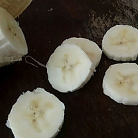 烤箱版香蕉牛奶果仁燕麦的做法图解2