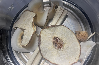 竹蔗白茅根水