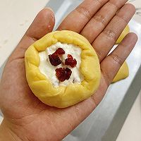 #奇妙烘焙屋#蔓越莓乳酪司康的做法图解10