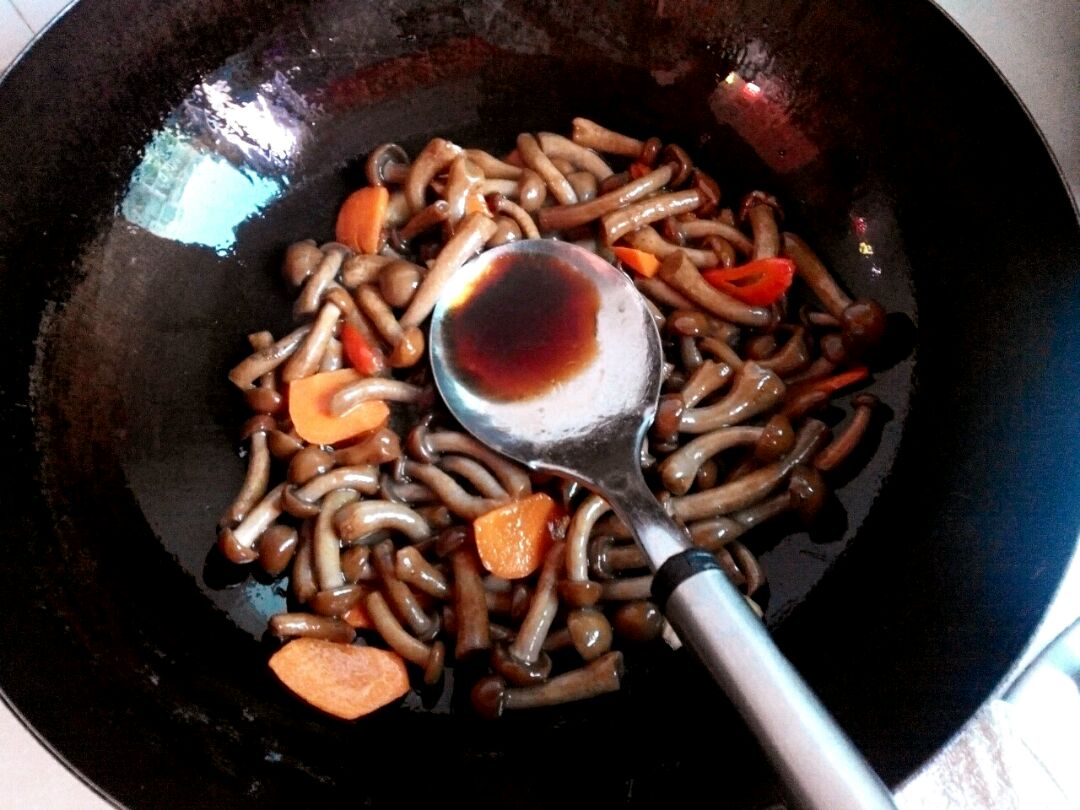 小白菜炒滑子菇怎么做_小白菜炒滑子菇的做法_豆果美食
