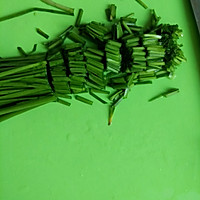韭菜盒子(饺子皮，少油)的做法图解2