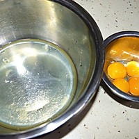 香橙戚风蛋糕卷的做法图解4