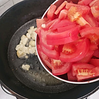 番茄排骨汤的做法图解4