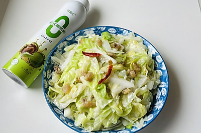油渣炒莲白菜