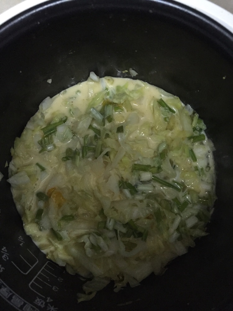 宿舍版黑暗料理——圆白菜烘蛋的做法图解5