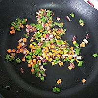 秋葵蔬菜肉松麦芬（可以拉丝的麦芬）的做法图解1