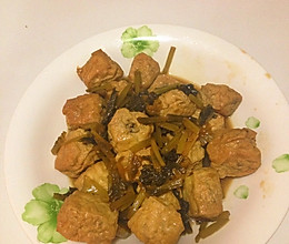 豆腐果揣肉烧雪菜的做法