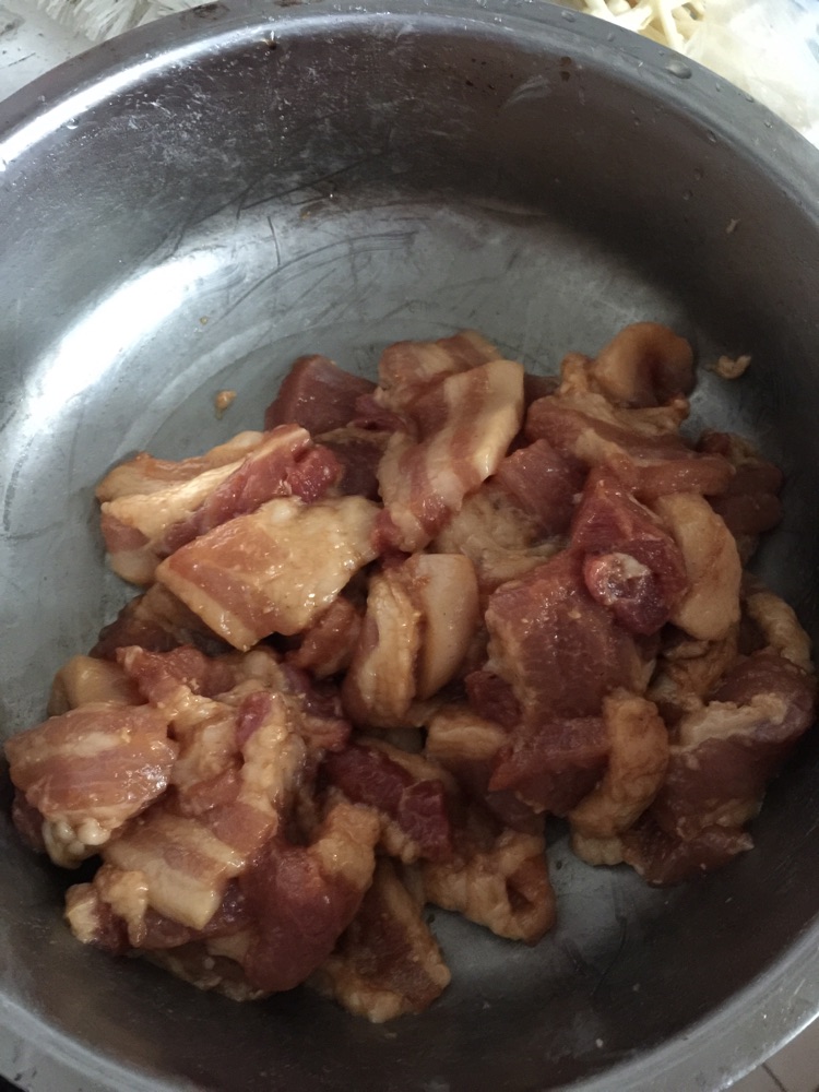 米粉炸肉的做法图解2