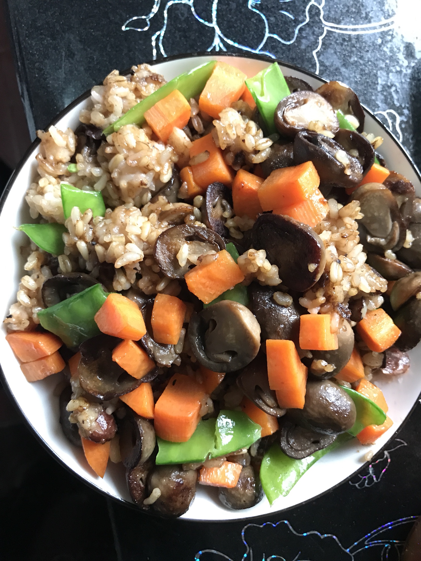 Fried coarse grains with Hericium erinaceus