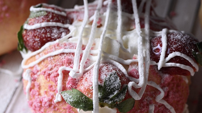 #安佳黄金拍档#草莓奶油酥粒面包【保姆级教程】的做法