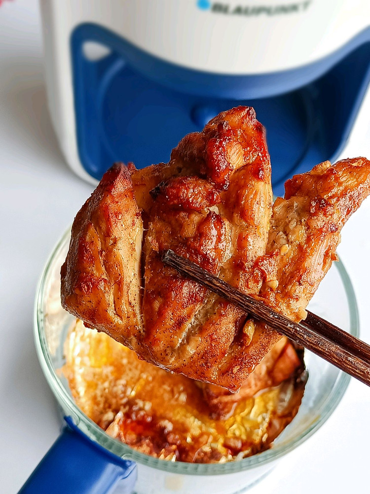 减脂期食谱❗空气炸锅蜜汁鸡胸肉❗的做法