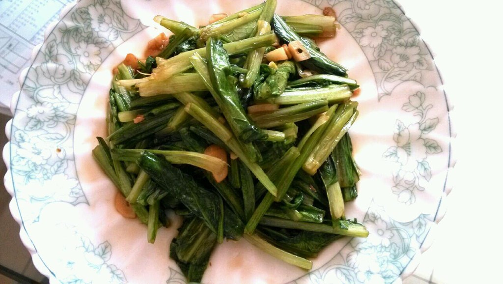 Braised wheaten vegetable