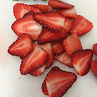 草莓酸奶乳酪芝士蛋糕的做法图解4