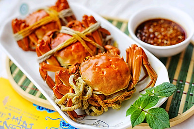 美食丨清蒸阳澄湖大闸蟹 用最简单的方法吃最鲜美的蟹