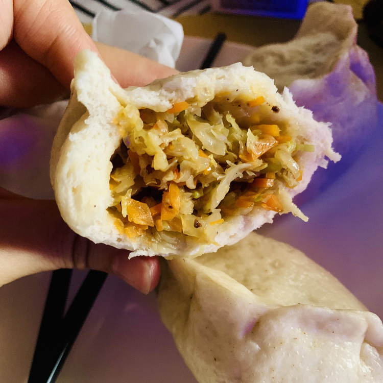 胡萝卜圆白菜馅包子的做法