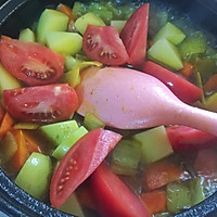 蔬菜蒸粗麦粉--塔吉锅菜谱的做法图解6