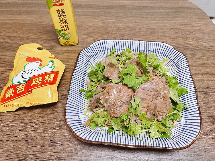 凉拌牛肉的做法