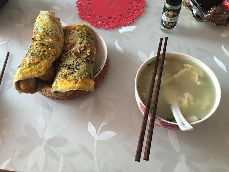 天津绿豆面煎饼果子的做法