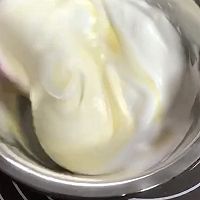 蜜桃奶油蛋糕卷的做法图解8