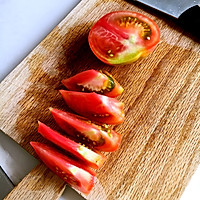 西红柿疙瘩汤｜妈妈的味道#嘉宝笑容厨房#的做法图解1