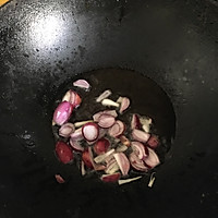 粤菜-红葱头蒸鸡的做法图解3