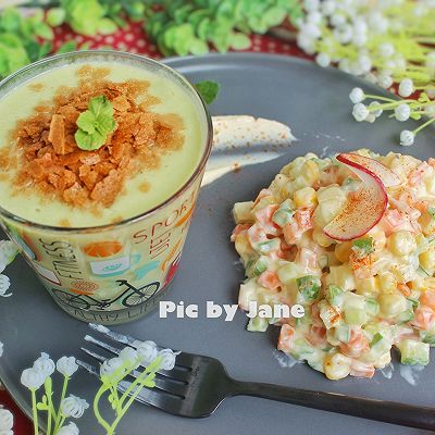 蔬菜沙拉+牛油果益力多
