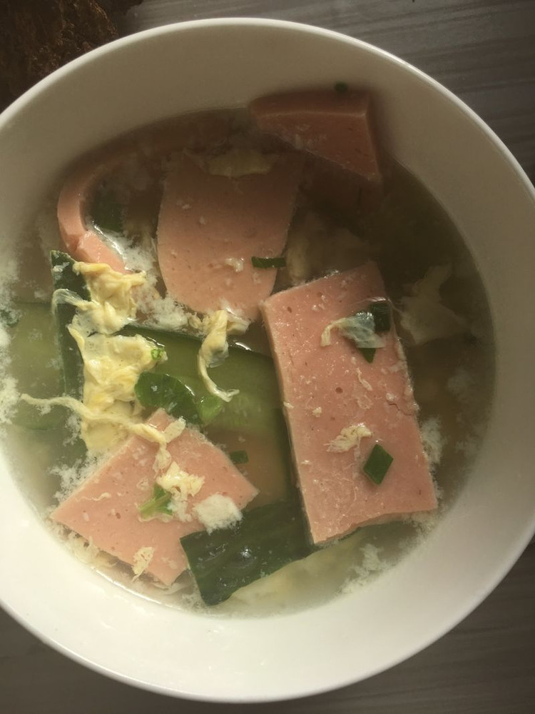 火腿黄瓜蛋花汤的做法