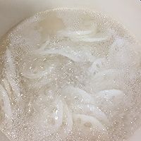 糖桂花蜜汁脆藕片的做法图解3