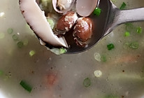 丝瓜花甲蘑菇汤的做法