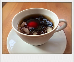 排毒养颜莓果茶的做法
