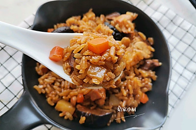 挑食宝宝也爱吃的”香菇鸡腿肉焖饭“