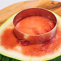 西瓜草莓千层蛋糕的做法图解14