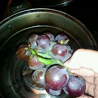 [元元的饮品]清新简单~葡萄汁的做法图解1