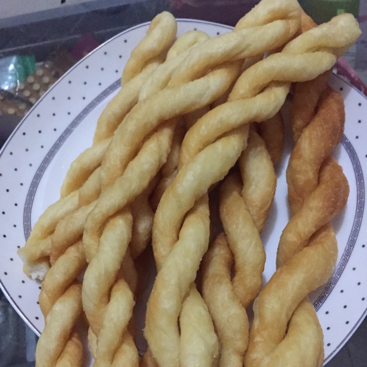 油炸麻花的做法