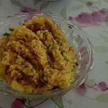 咖喱土豆香肠闷饭