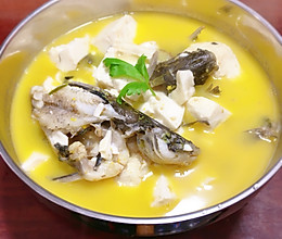昂公鱼豆腐汤的做法