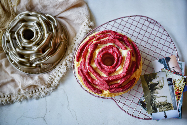 玫瑰花造型面包的做法