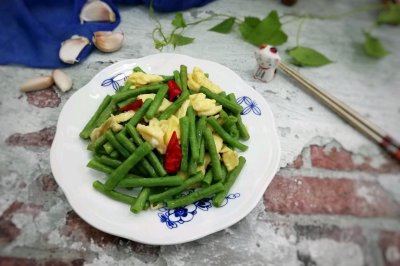 鸡蛋炒长豆角