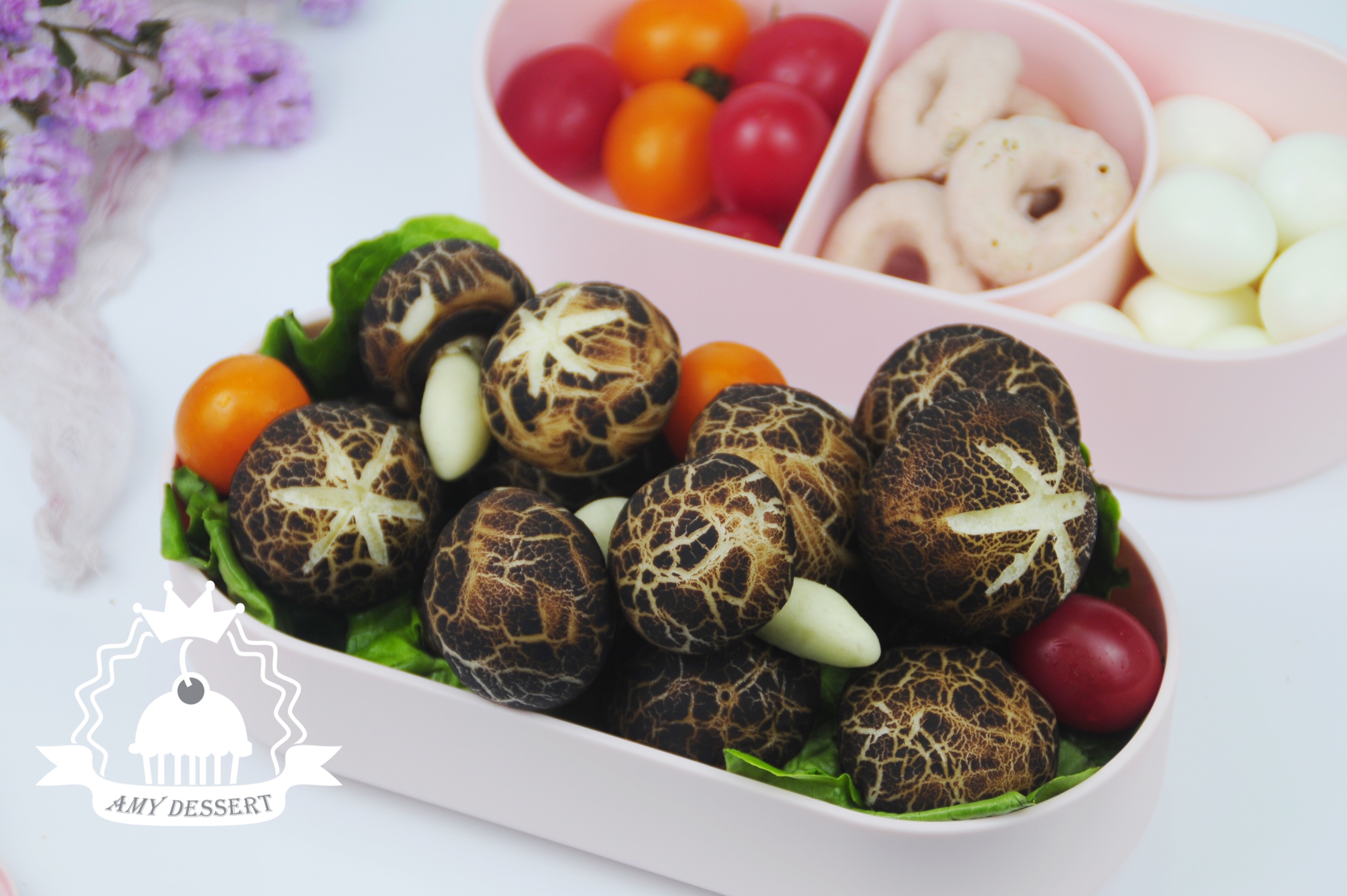 Mushroom steamed bun lunch box