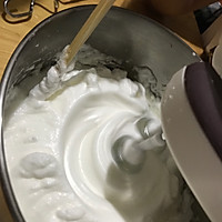 戚风蛋糕的做法图解9