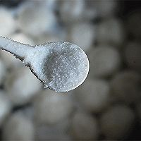 鱼圆香菜汤#春天不减肥，夏天肉堆堆#的做法图解4