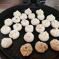 馄饨皮儿、饺子皮儿快手生煎的做法图解3