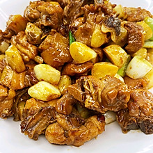 【沙姜煎鸡】姜香浓郁，咸香可口。