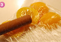黄桃果干面包的做法图解3