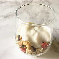 纤体水果酸奶麦片——简单健康早餐的做法图解4