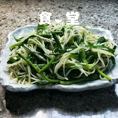 韭菜土豆丝